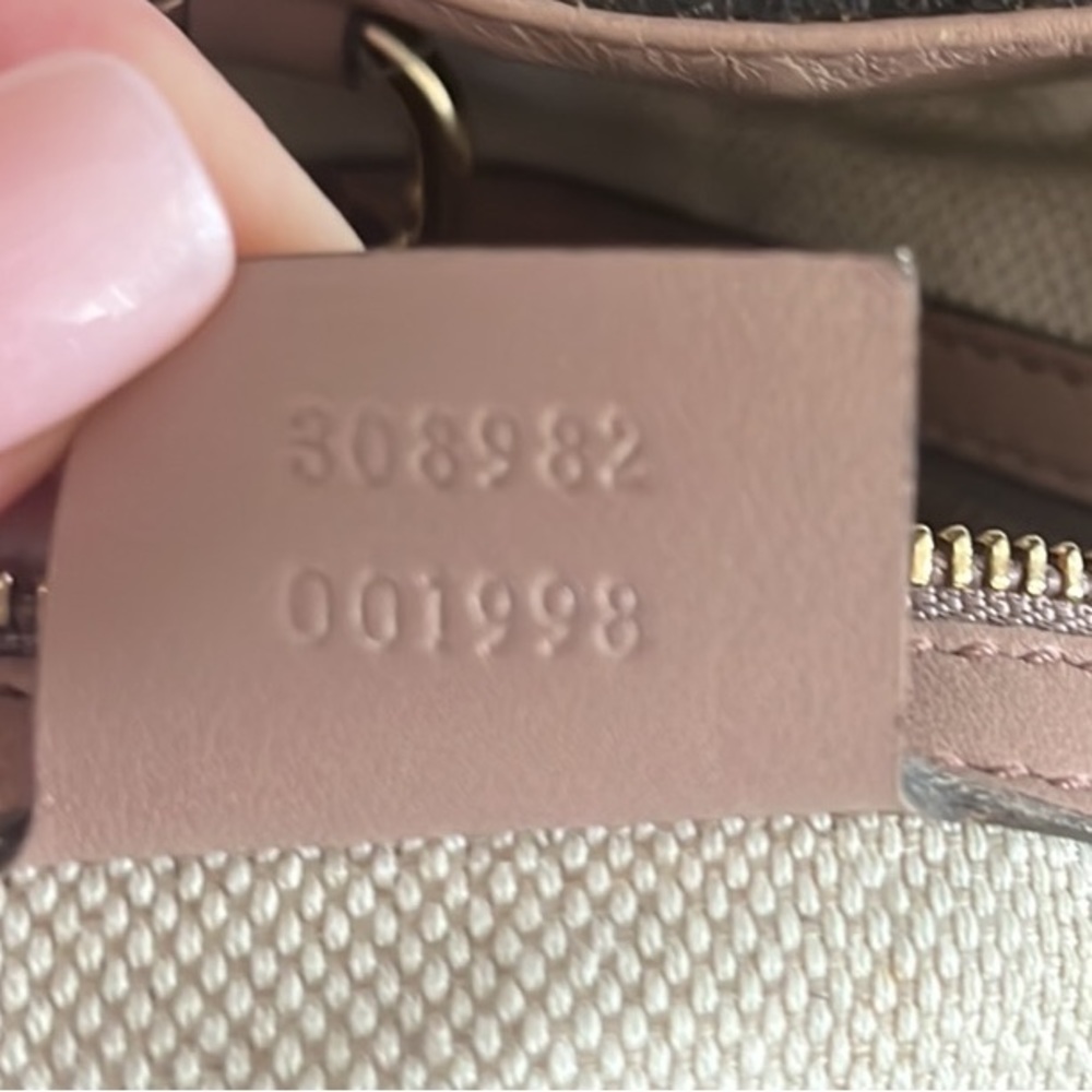 Gucci Beige/Tan Leather Double-G Shoulder Bag with Tassel - Picture 15 of 15